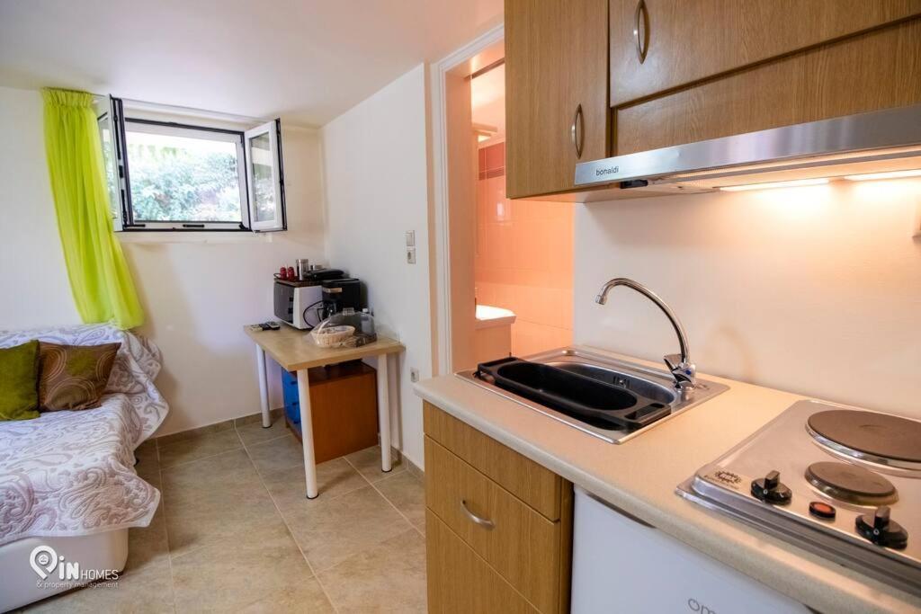 Odysseus Cozy Home Néa Mákri Esterno foto